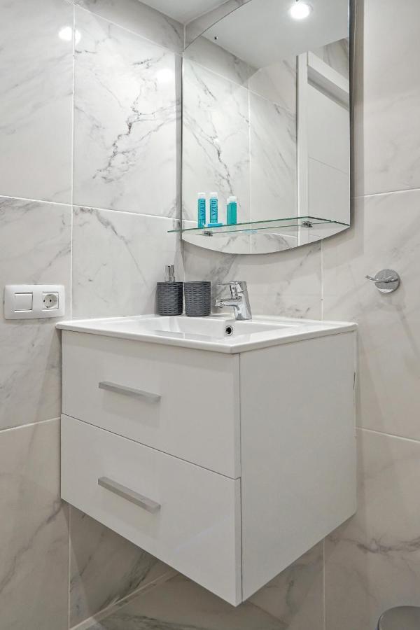 Modern Studio With A Sea View And Pool Access Ponderosa 801 Playa de las Americas  Exterior photo