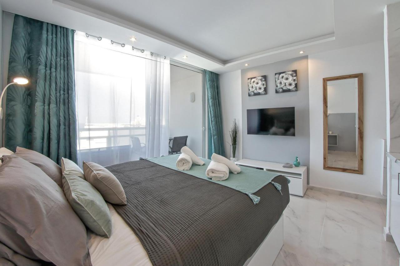 Modern Studio With A Sea View And Pool Access Ponderosa 801 Playa de las Americas  Exterior photo